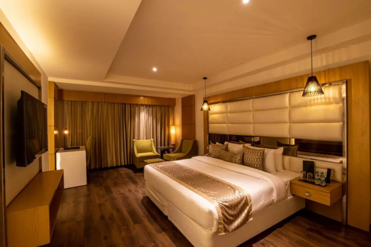 The Pristine Hotel Kanpur