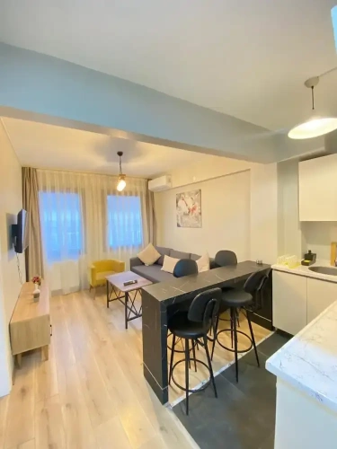 1 Bedroom Comfort room