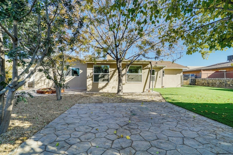 3 Bedrooms Cottage
