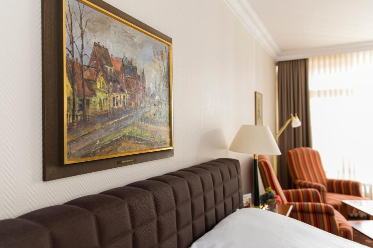 Classic Single room with view