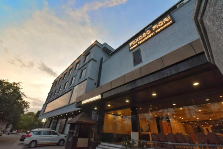 Foxoso Fiori Hotel