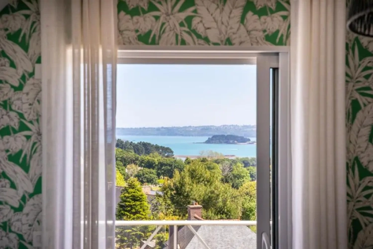 Standard Double room with balcony and with sea view