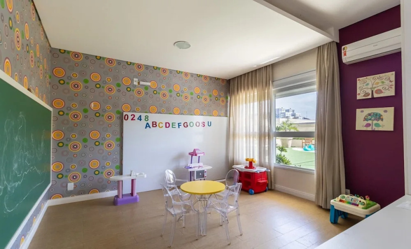 Apt With Private Barbecue and Pool Pea1301