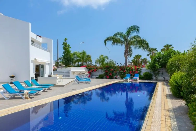 Superior Villa