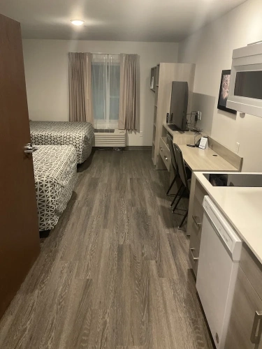 Quadruple Suite