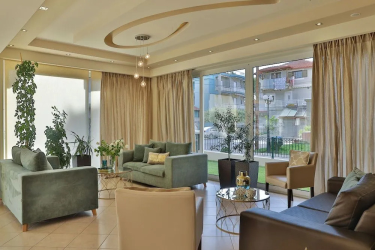 Irida Apartments