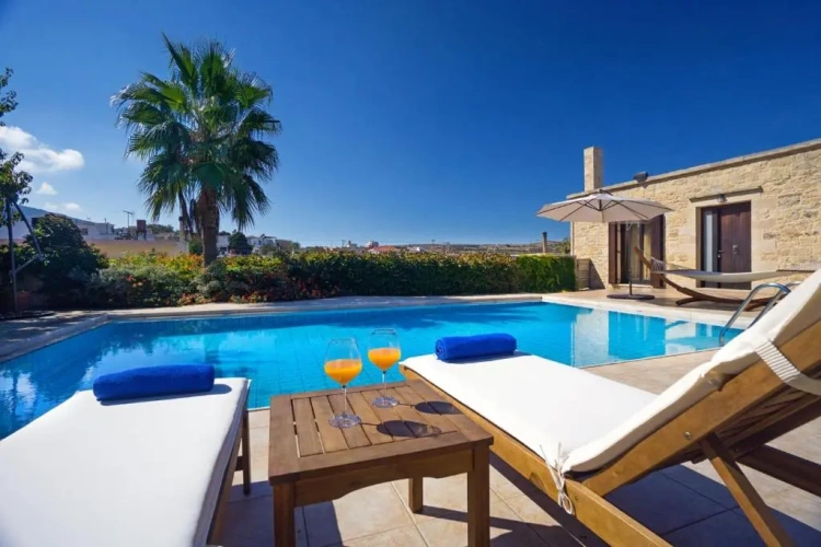 3 Bedrooms Villa