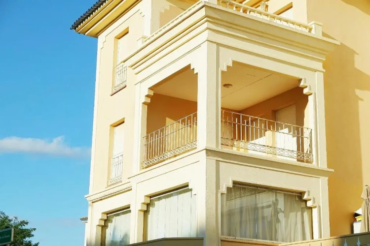 Apartment with balcony