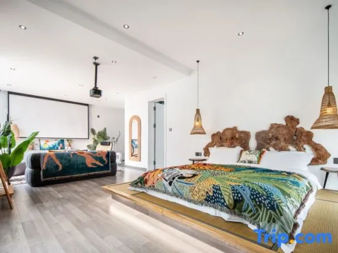 Standard Quadruple room with garden view