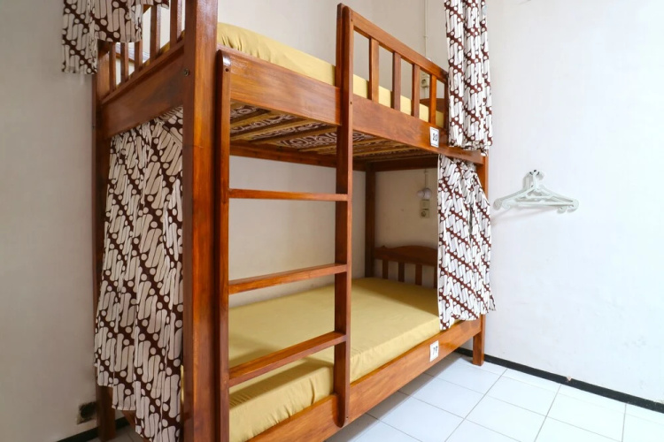 Rumah Larasati - Hostel