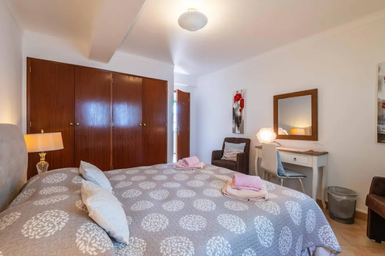 Villa Glamour by Portucasa