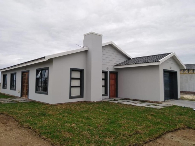 3 Bedrooms Cottage