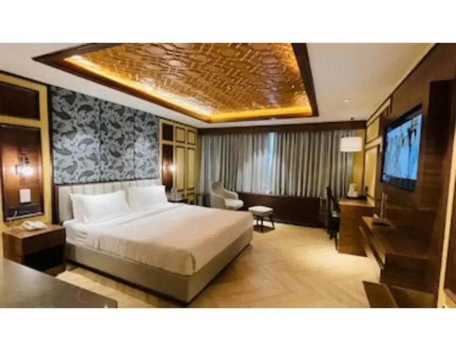 Hotel Hilltop