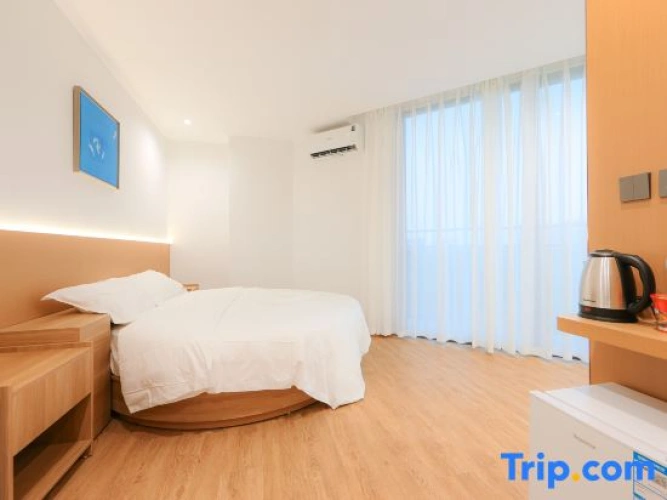 Standard Double room with park view