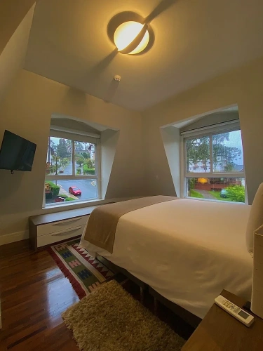 2 Bedrooms Deluxe Apartment