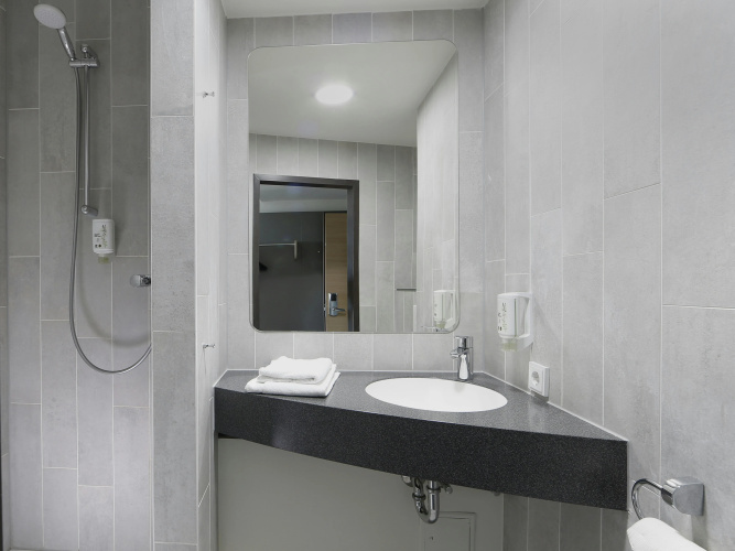 B&B Hotel Berlin-Airport photo 11