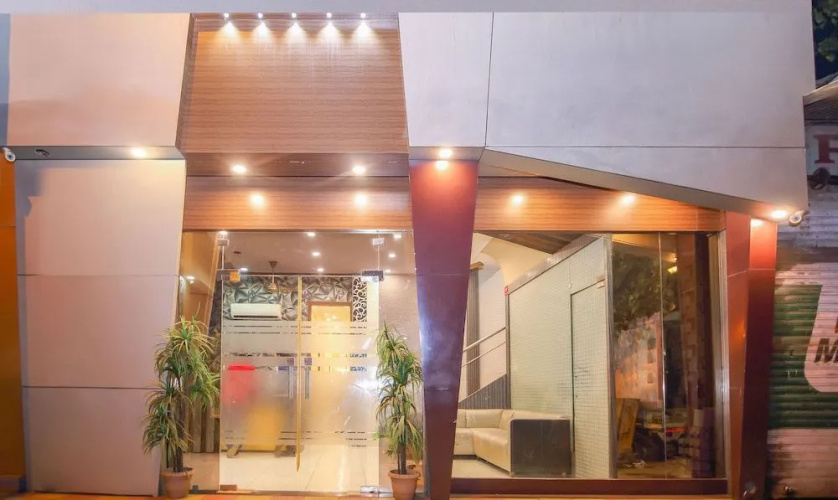 Hotel Palace Residency