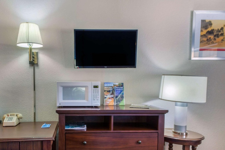 Standard room with city view
