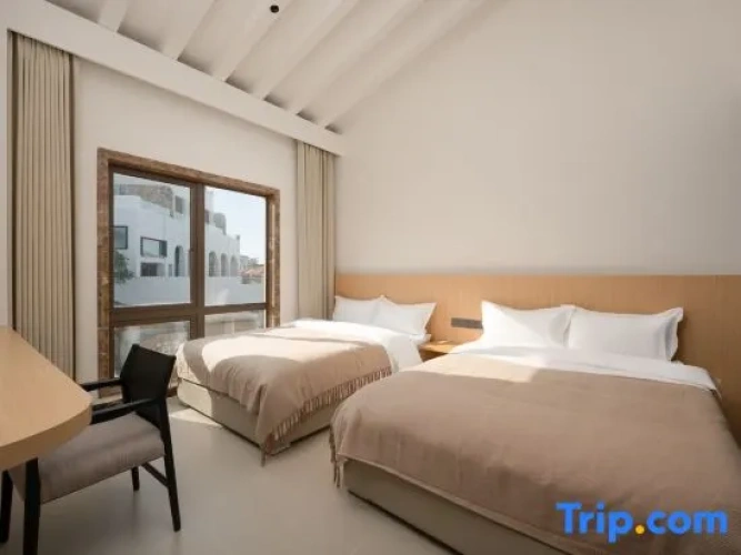 3 Bedrooms Suite with sea view