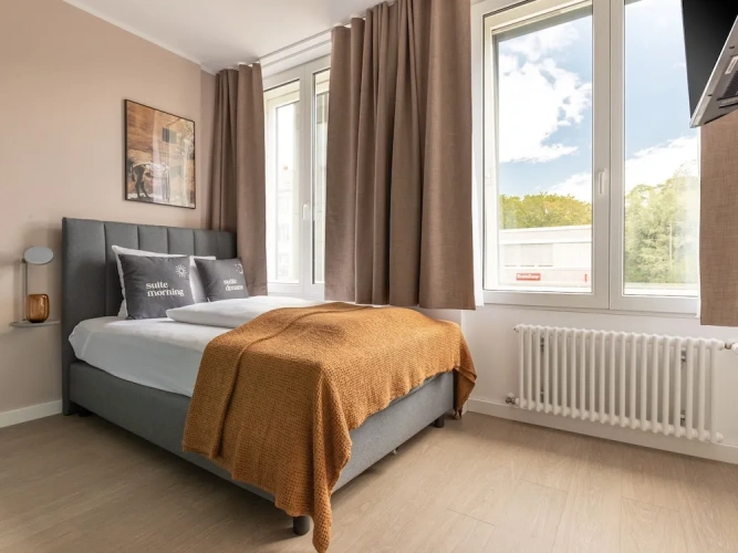 Economy Single Suite
