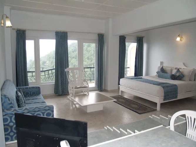 Executive Suite with balcony and with view