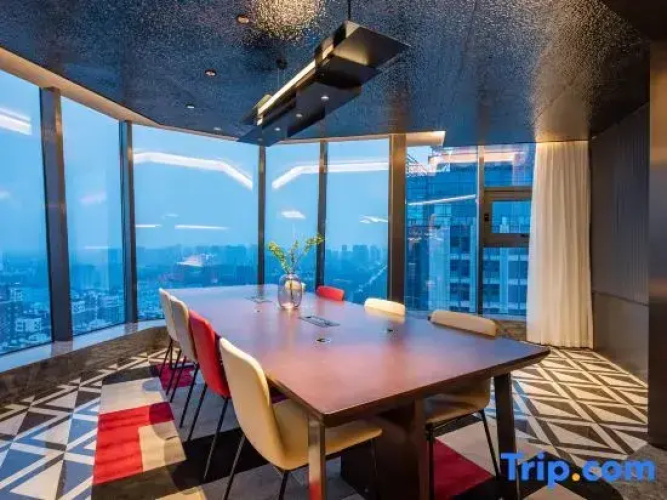 Jining Yanzhou Radisson RED Hotel