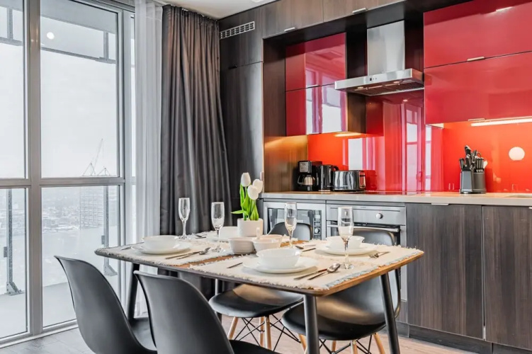 RS Suites CN Tower & MTCC