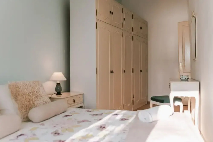 Arya apartment
