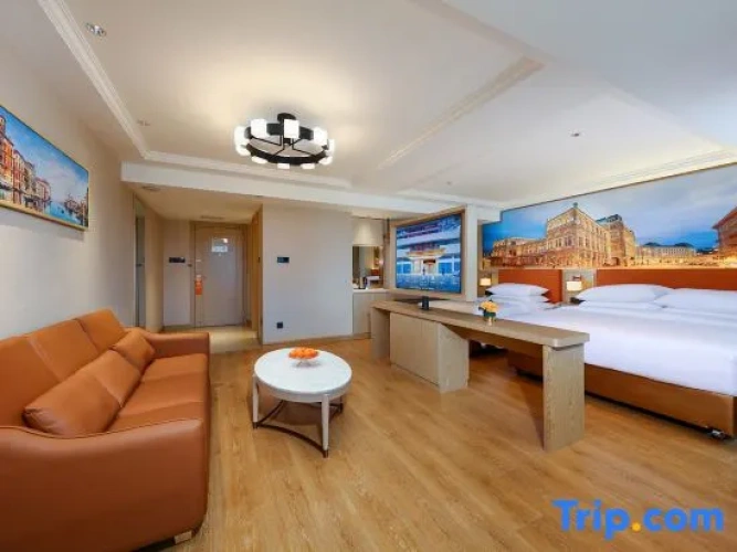 Deluxe Twin room with river view