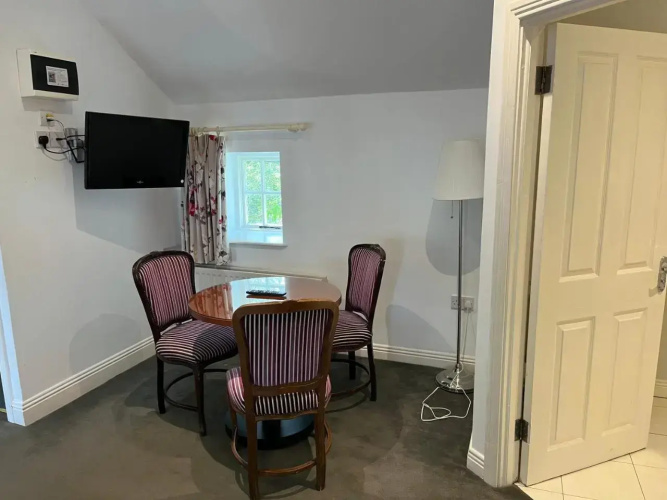 Liffey Valley House Hotel