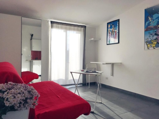 2 Bedrooms Apartment with balcony