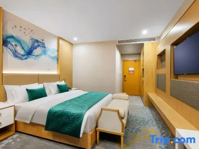 Standard Double room with water view