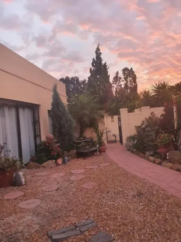 Dotjj B & B