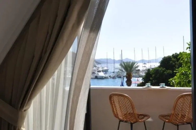 Premium Suite with balcony and with sea view