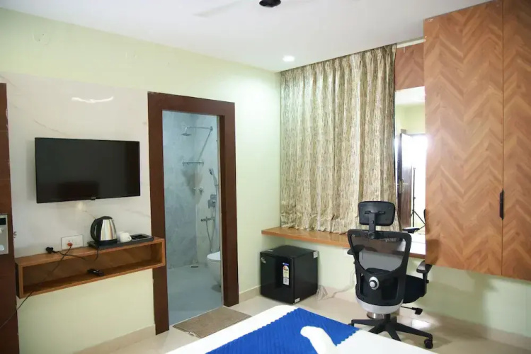 Novel Hotel