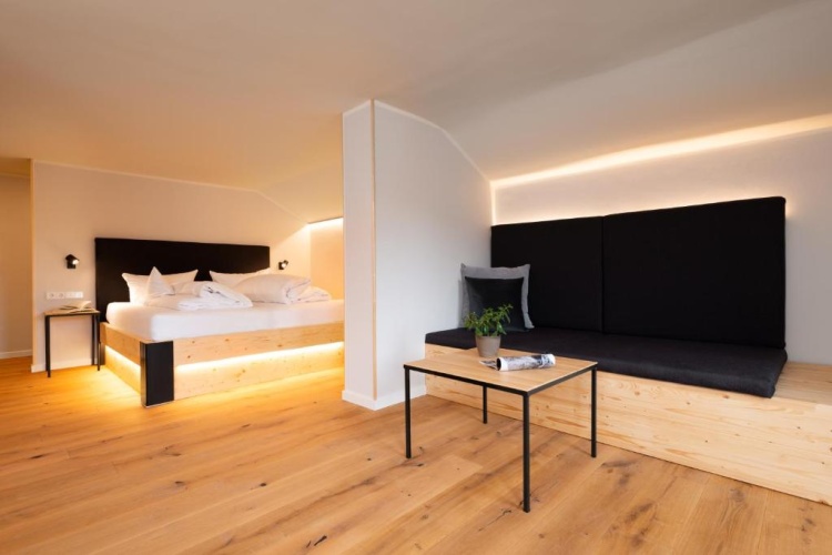 2 Bedrooms Suite