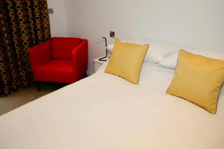 Rutland Point Rooms