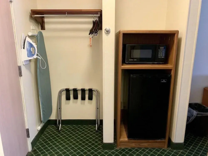 Clarion Inn