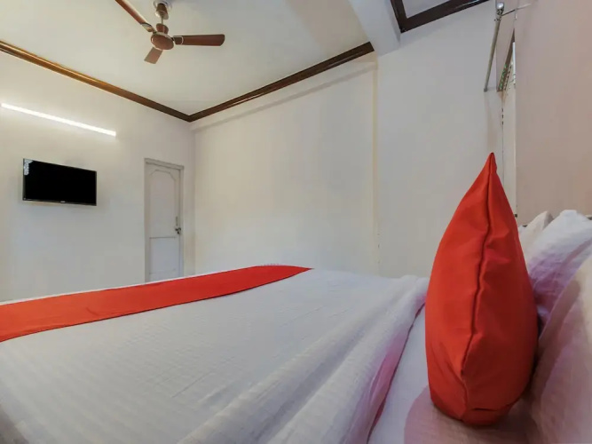 OYO 24635 Hotel Rudransh