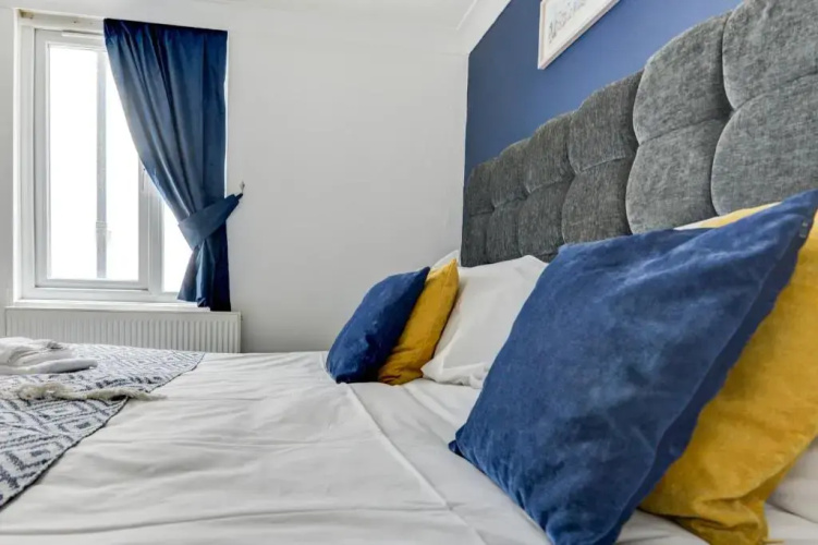 2 Bedroom Apartment - Queens Square Flat 1 Brighton