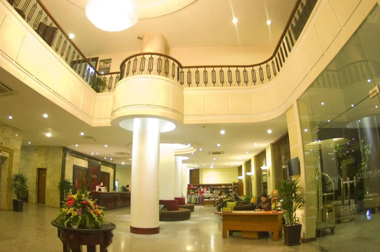 Starcity Halong Bay Hotel