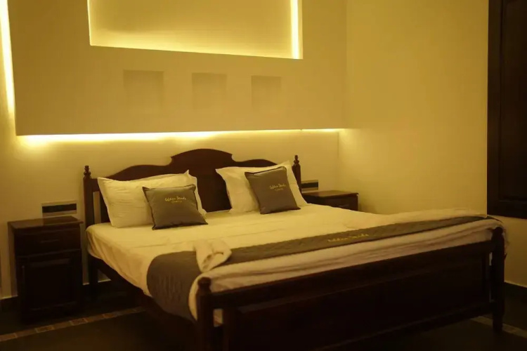 Golden Sands Cherai