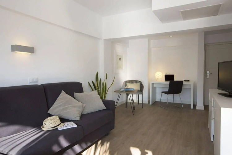 Las Gaviotas Suites Hotel
