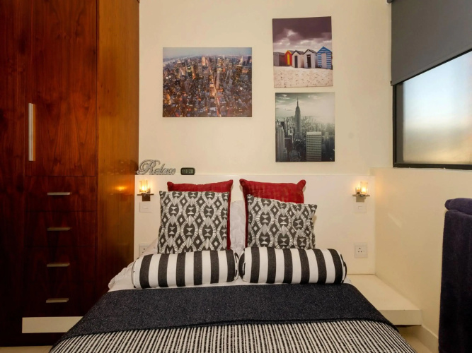 Quayside Waterfront Apartment