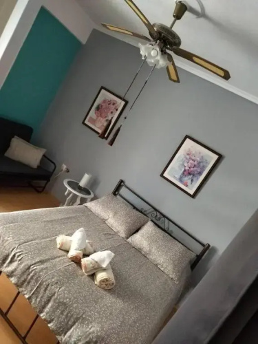 Georgia's apartment 5