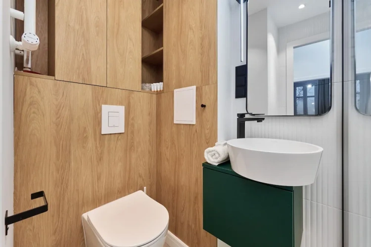 1 Bedroom Apartment