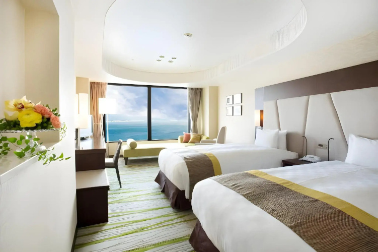 Lake Biwa Otsu Prince Hotel
