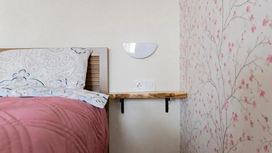 1bdr Flat Close To the Center