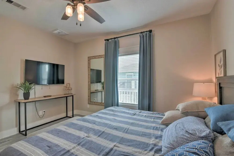 < 1 Mi to Sea Isle Beach: Home w/ Pool Access