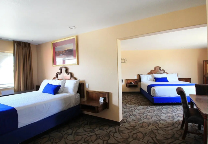 Colony Inn